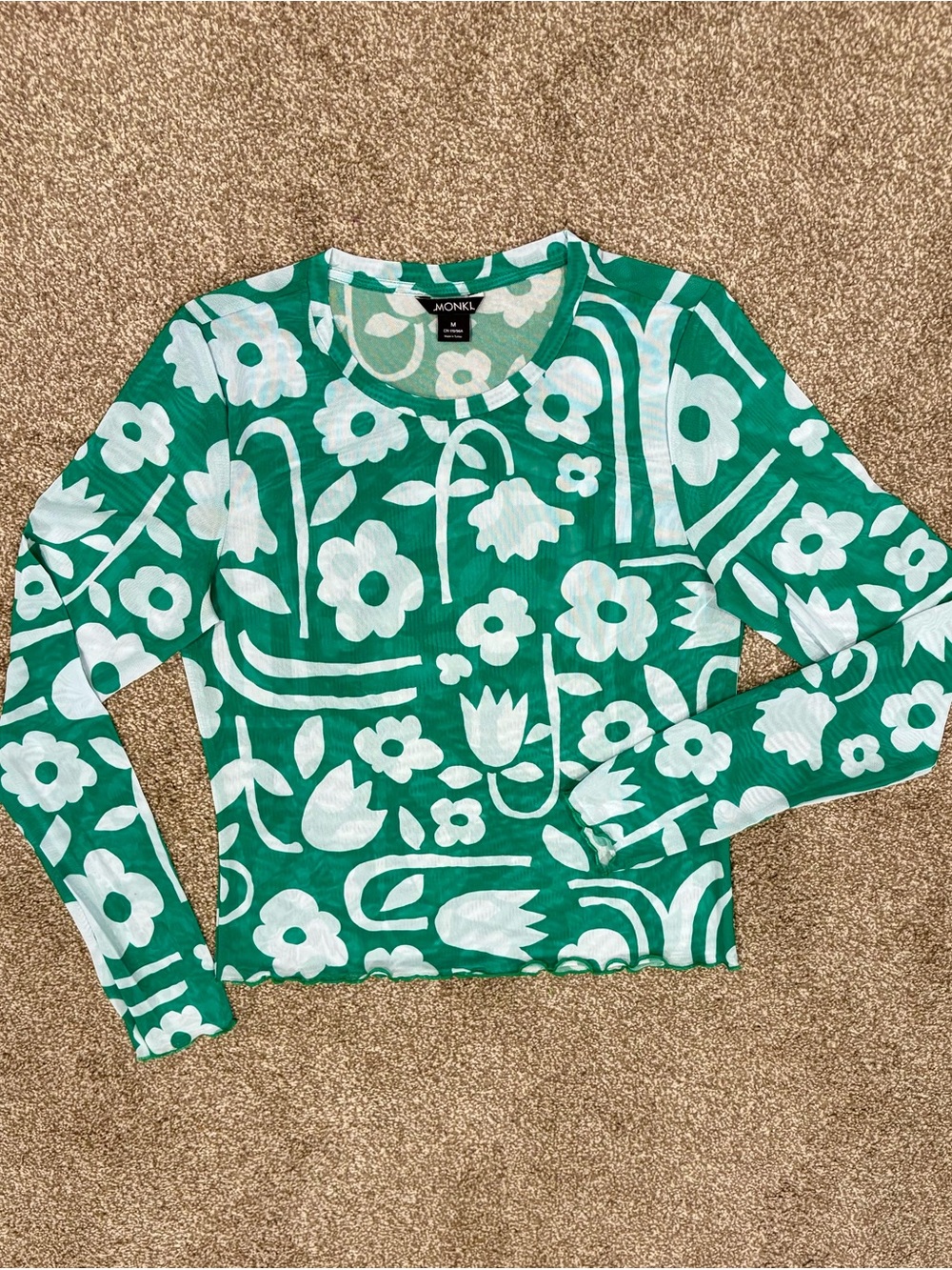 NWOT Monki Floral print top MEDIUM